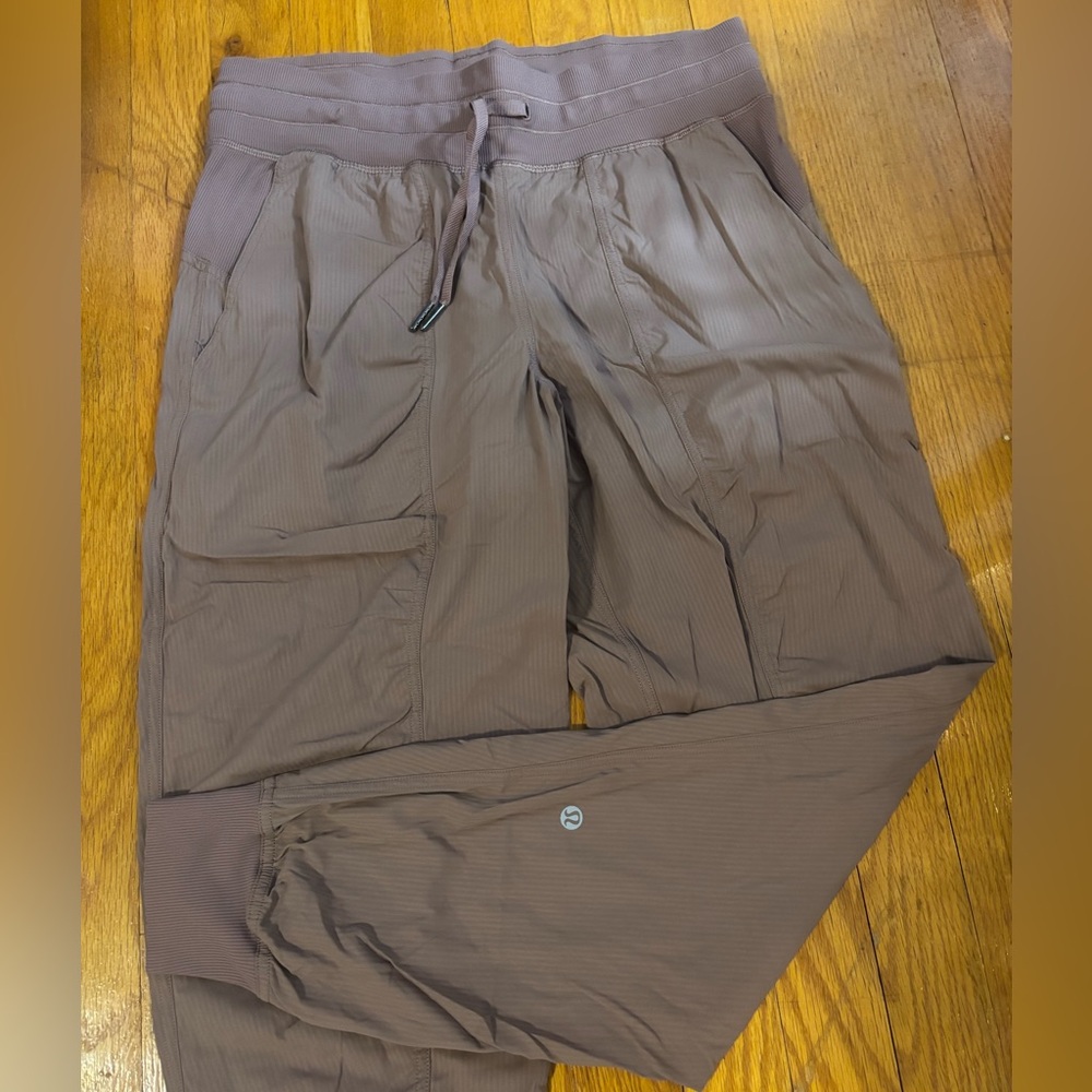 Lululemon dance studio joggers - Picture 2 of 9